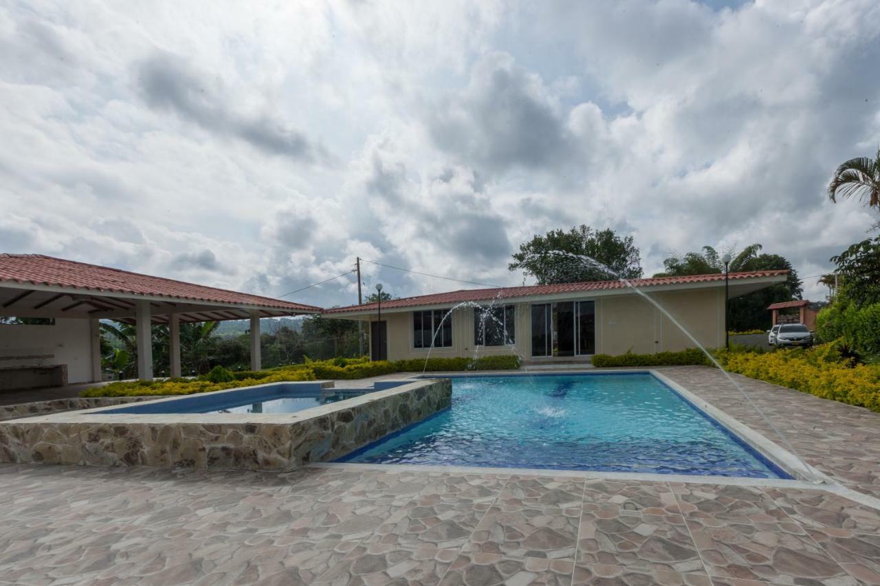 Finca Hotel Heron Quimbaya Exterior photo